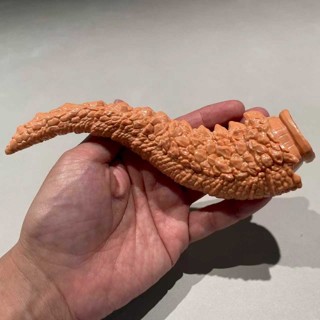 カルノタウルス 未塗装ソフトビニールキット(未充填版)