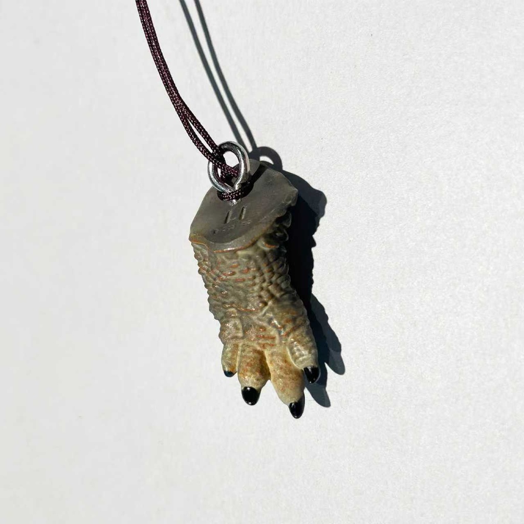 カルノタウルス・御手々根付