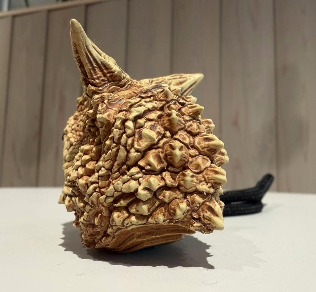 『奇想造形根付』カルノタウルス