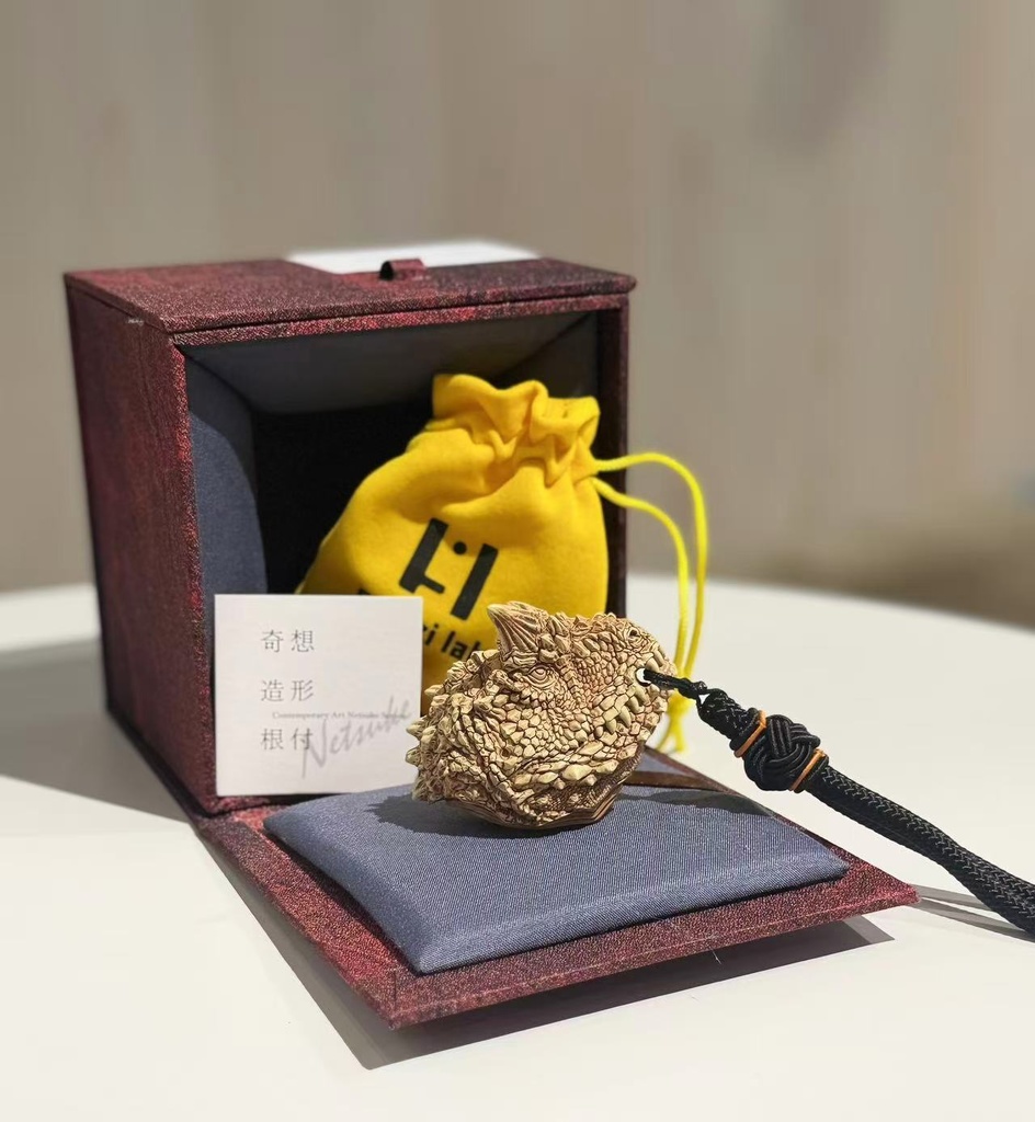 『奇想造形根付』カルノタウルス