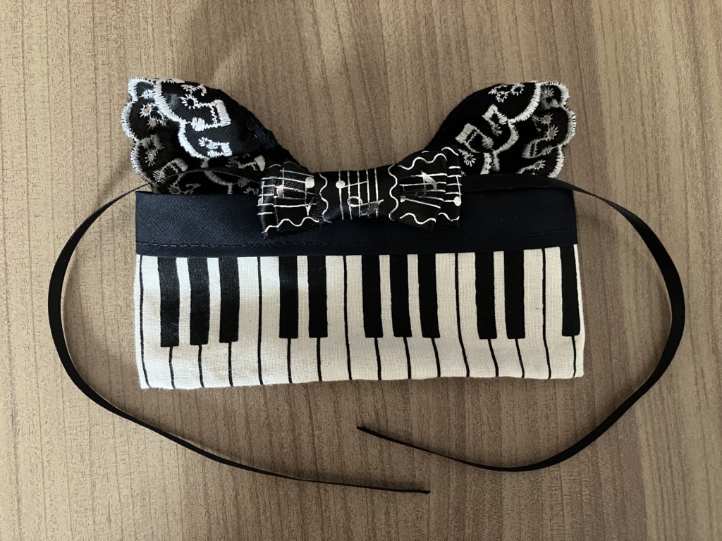 楽の音を紡ぐ ピアノ サロペット