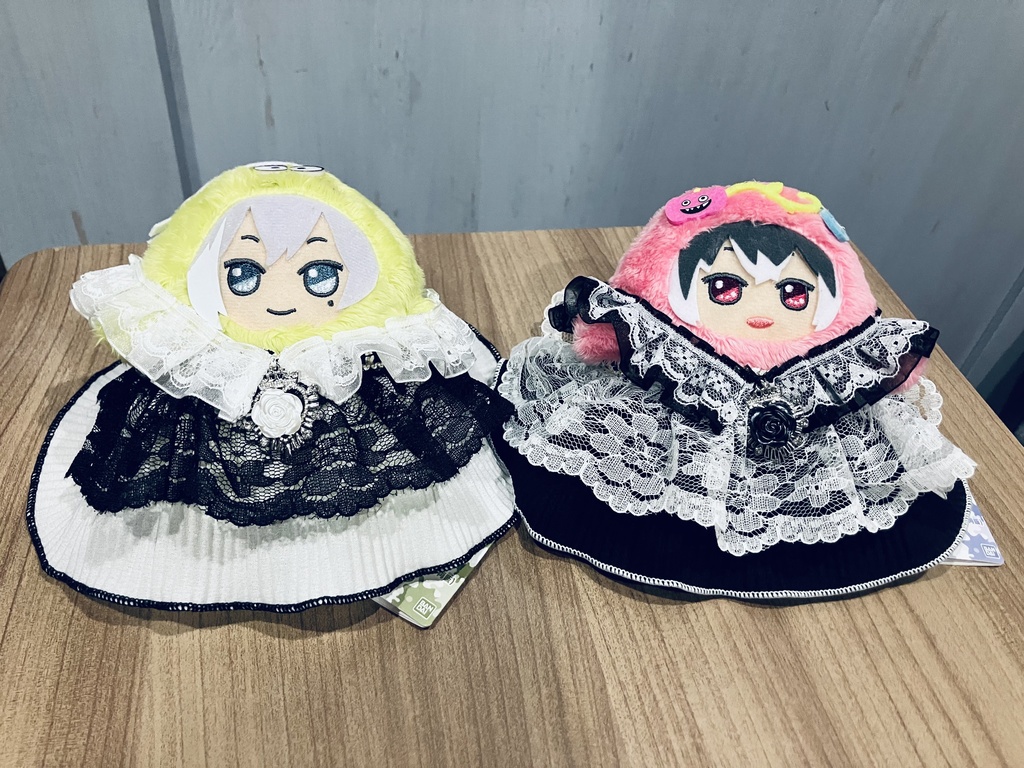 ローズブローチと ダブルレースの モノクロドレス ブランシェ&ノワール