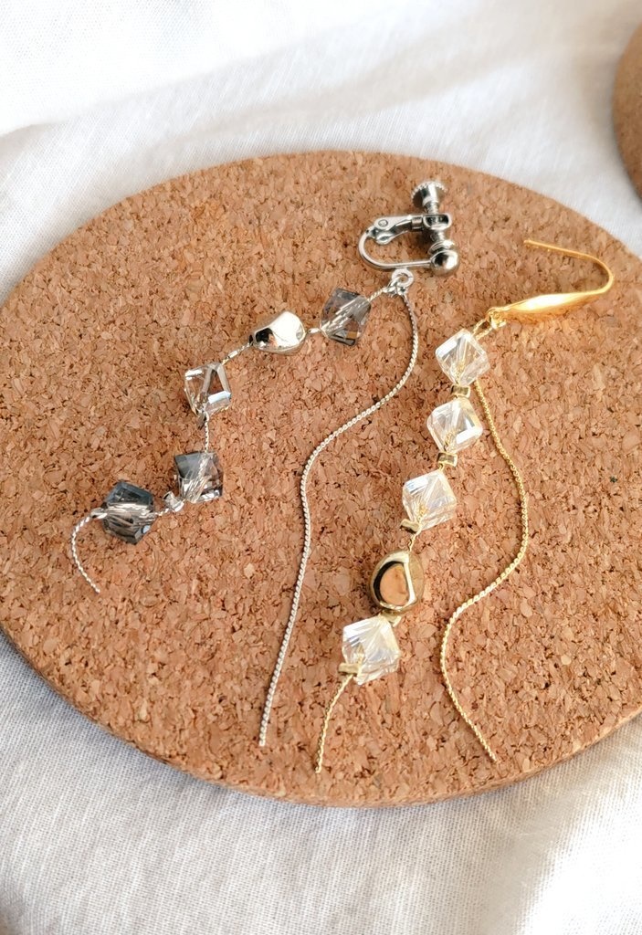 やさしくゆれる輝きの耳飾り