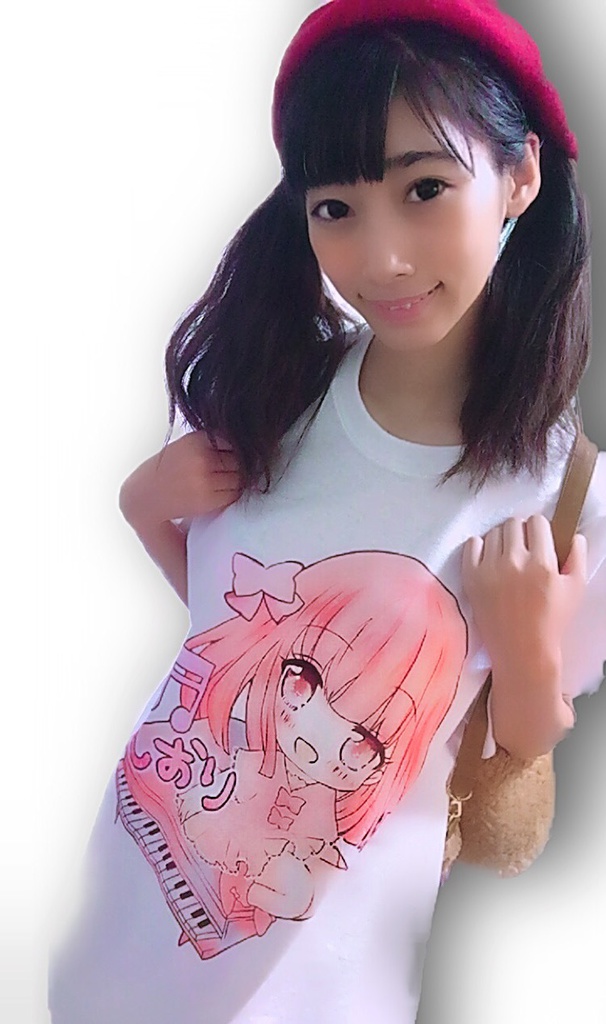 真白しおりTシャツ