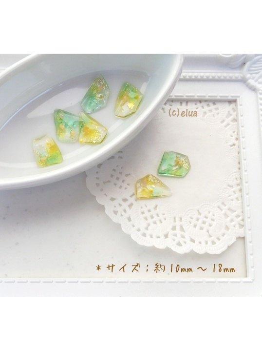 ★ピアス・イヤリング「カケラ(森)」