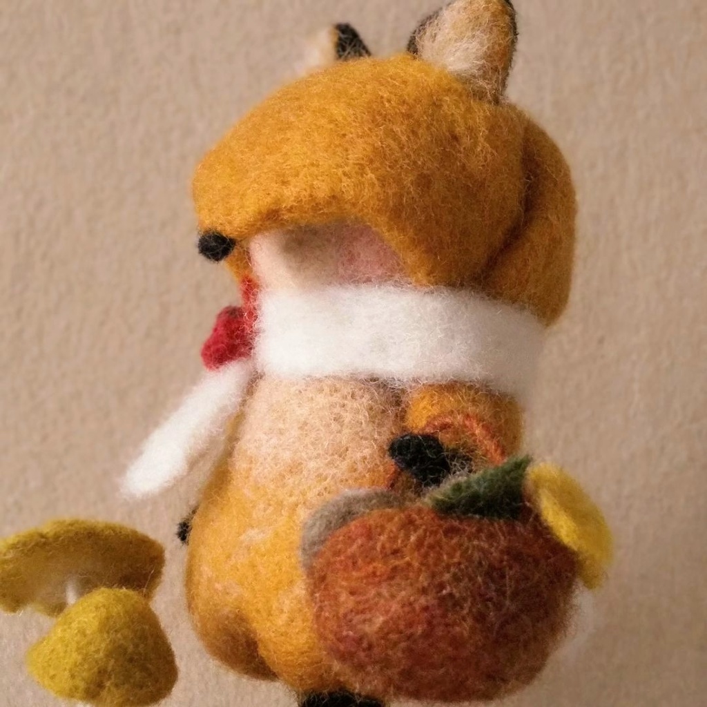 きつねきぐるみ【羊毛フェルトドール】
