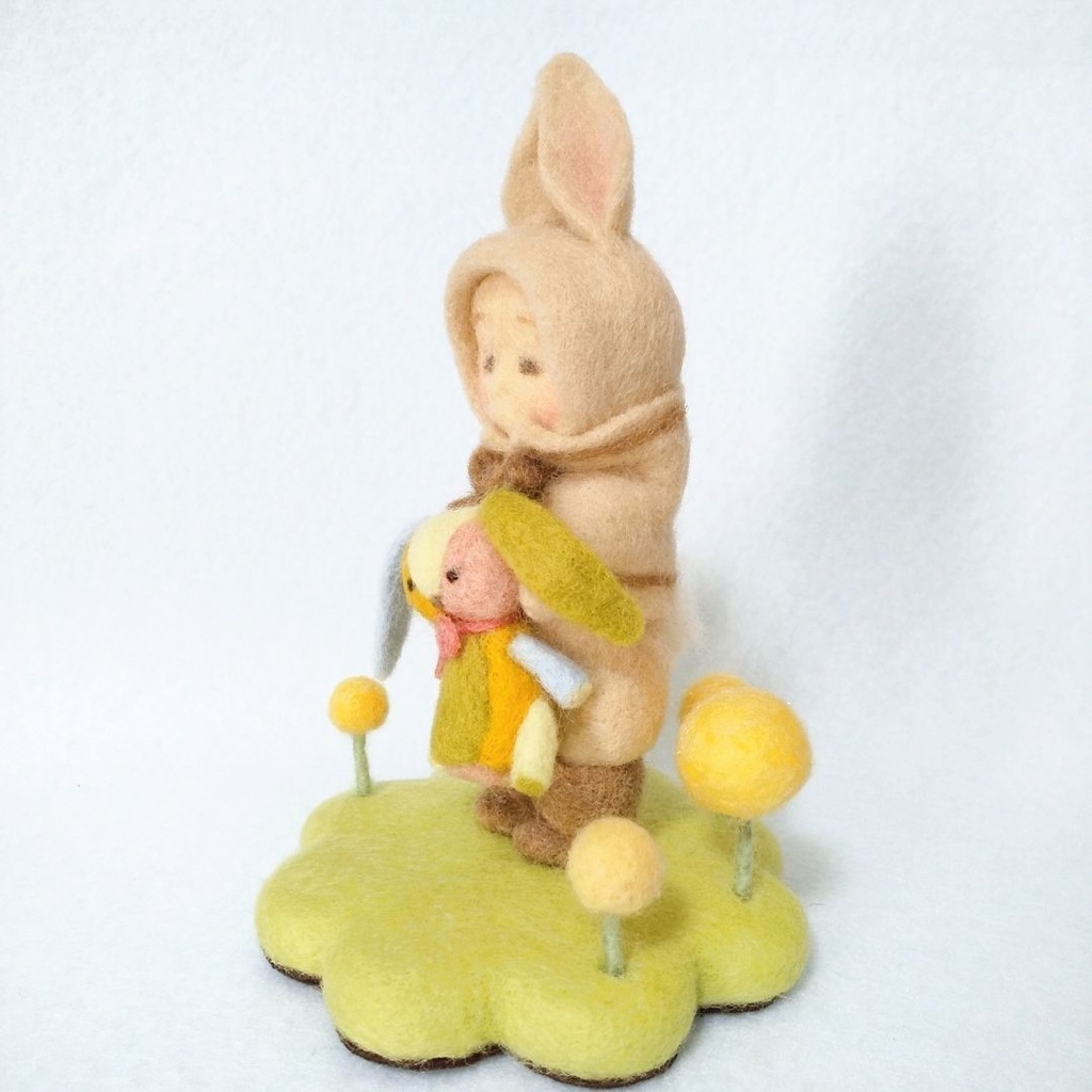 うさぎきぐるみ【羊毛フェルトドール】
