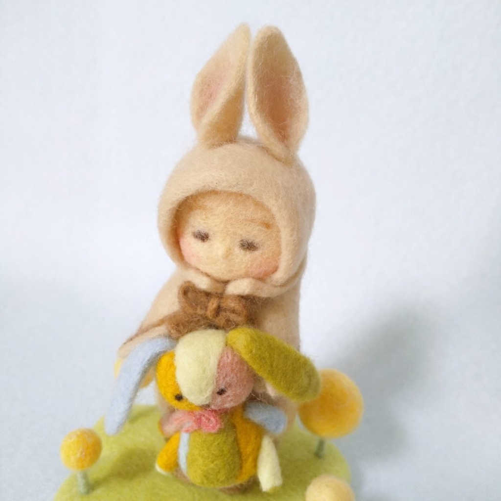 うさぎきぐるみ【羊毛フェルトドール】