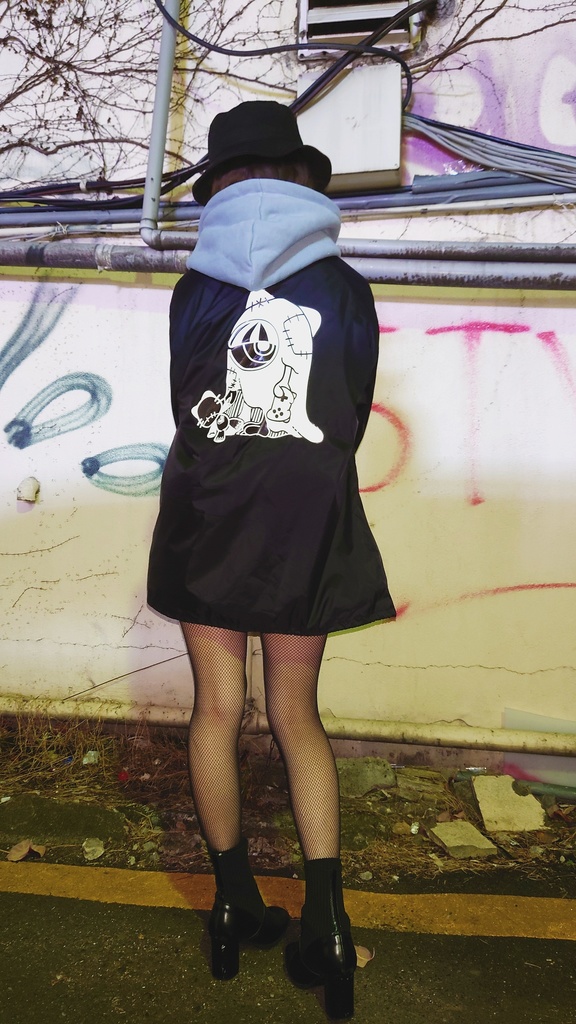 りおん ナイロンコーチジャケット2022(XLサイズ)おまけつき