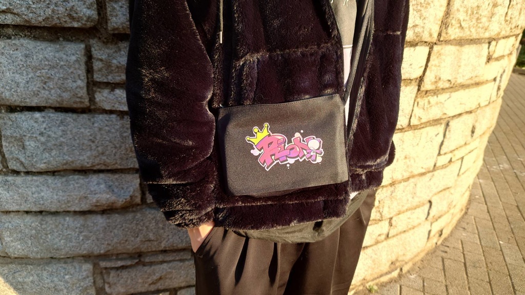 りおん　サコッシュ2022