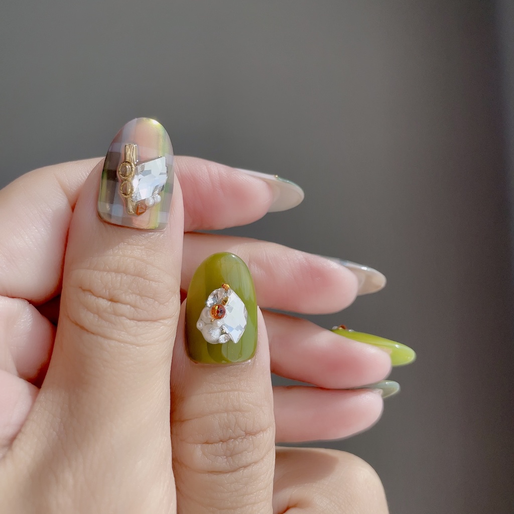 展示中【篭手切江】イメージネイル