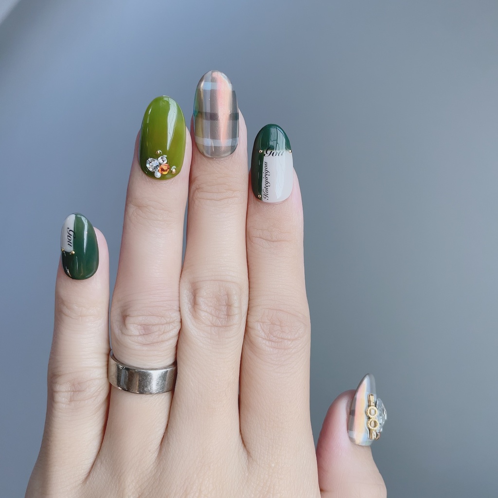 展示中【篭手切江】イメージネイル