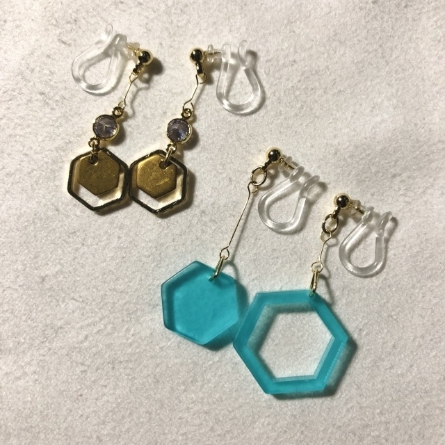 六角形 ノンホールピアス