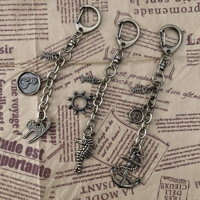 アンティーク調キーチェーン