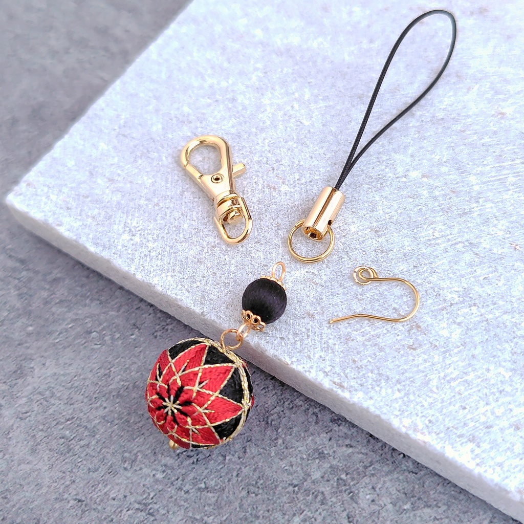 【パーツ(金具)が選べる】一粒手まり - 黒 × 真朱 -