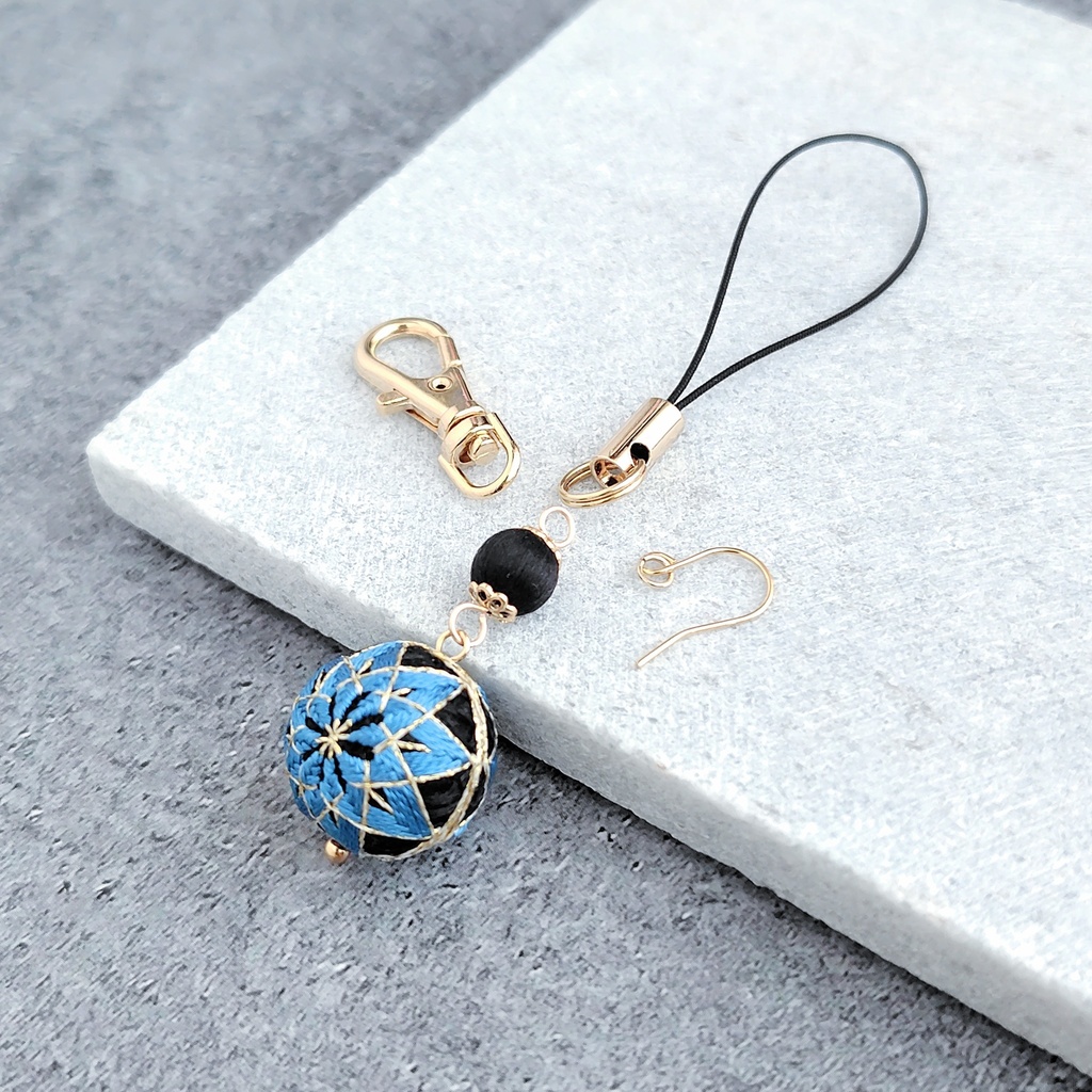 【パーツ(金具)が選べる】一粒手まり - 黒 × 呉須色 -