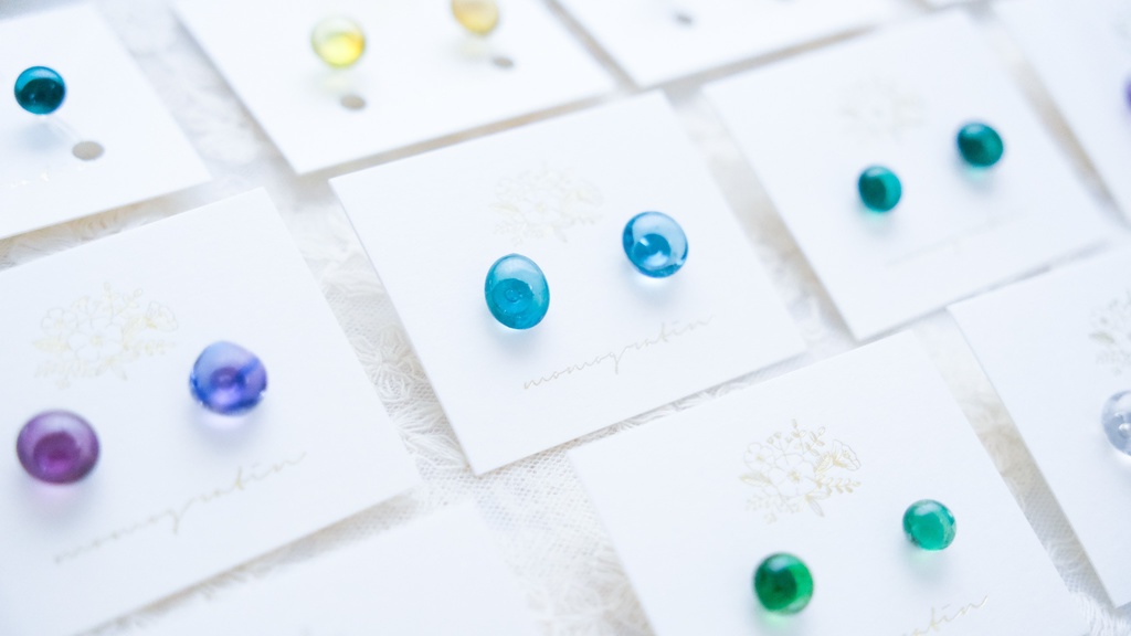 ガラスアクセサリーガチャ(在庫限り終了)