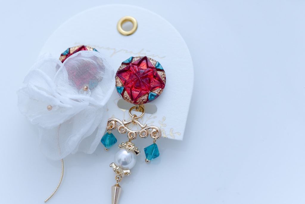 ガラスボタンアクセサリー