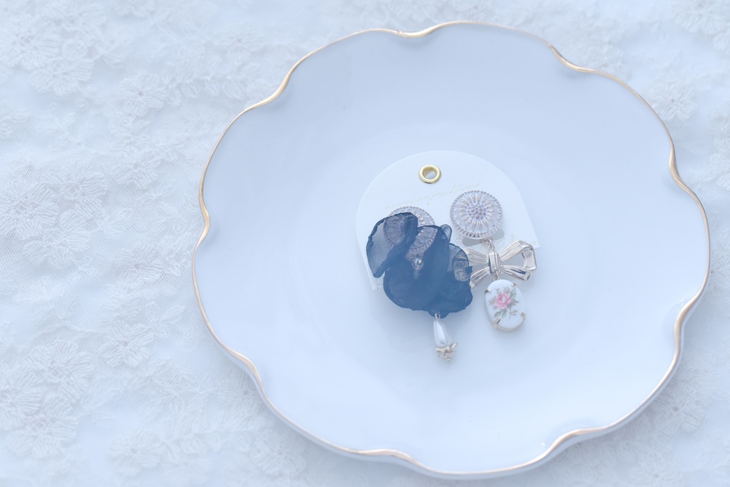 ガラスボタンアクセサリー