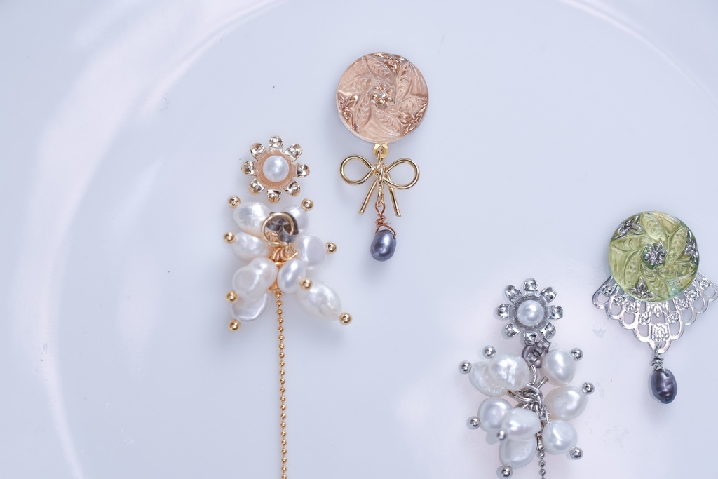 ガラスボタンアクセサリー