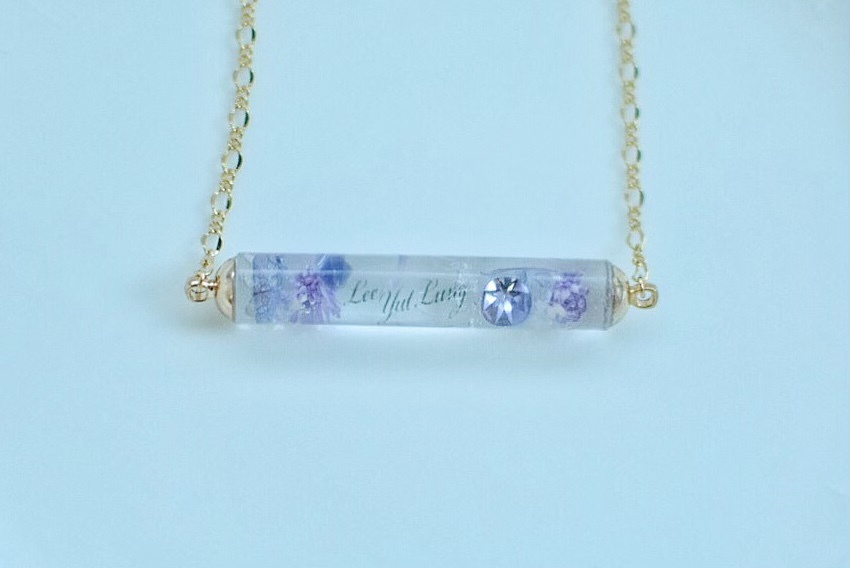 ハーバリウム風ネックレス