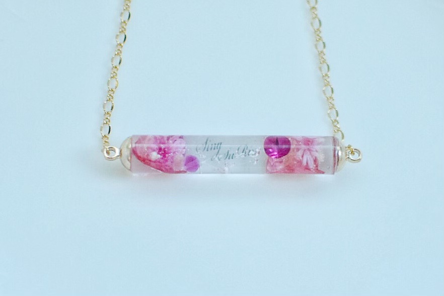 ハーバリウム風ネックレス