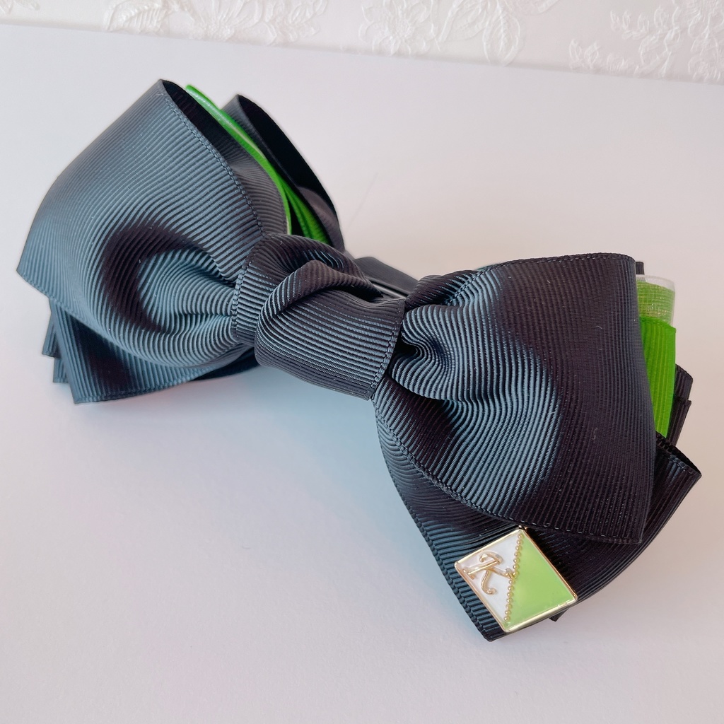 【DC/コナン】K学組イニシャルチャーム付きバナナクリップ Ver.Black