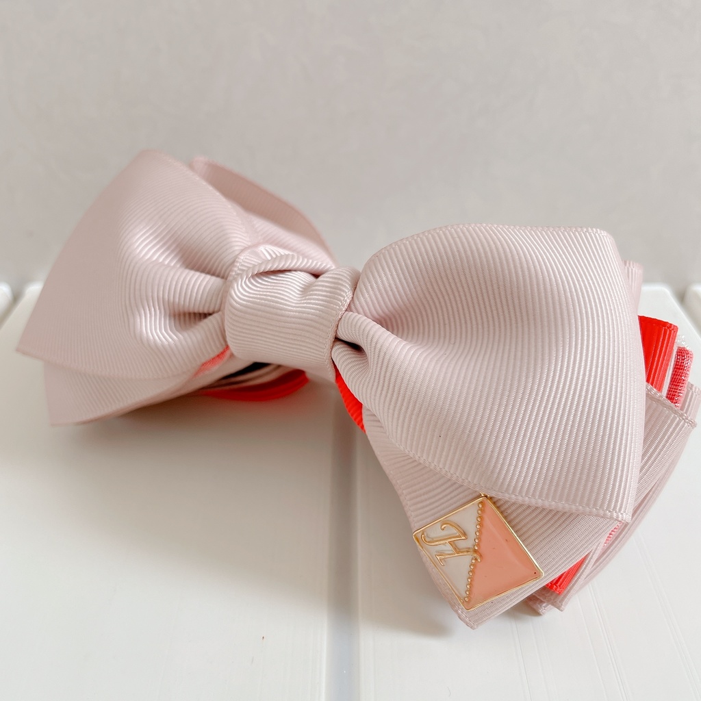 【DC/コナン】K学組イニシャルチャーム付きバナナクリップ Ver.Beige