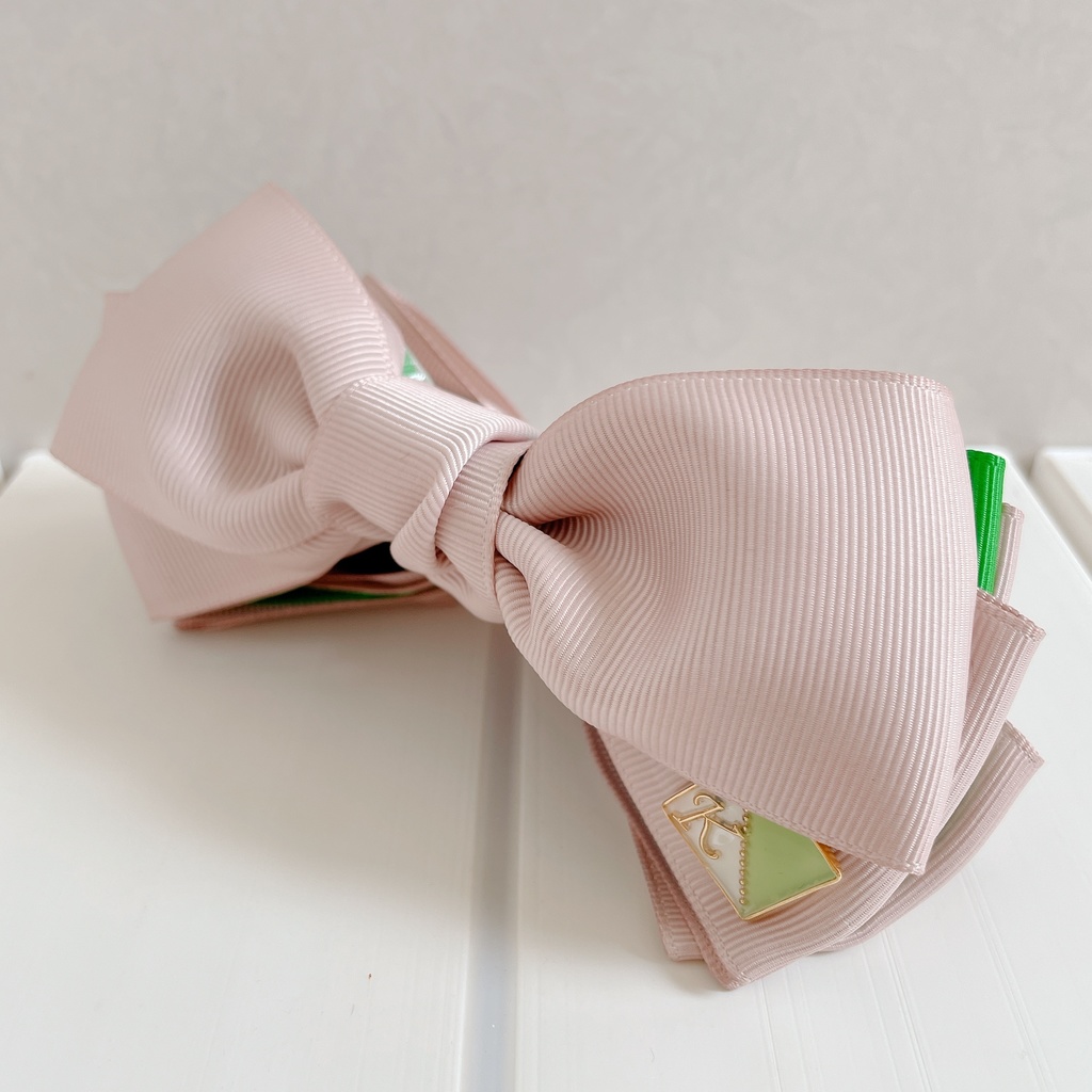 【DC/コナン】K学組イニシャルチャーム付きバナナクリップ Ver.Beige