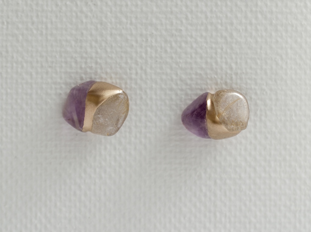 天然石の金継ぎイヤリング／ピアス［12：フローライト紫×ルチルクォーツ］