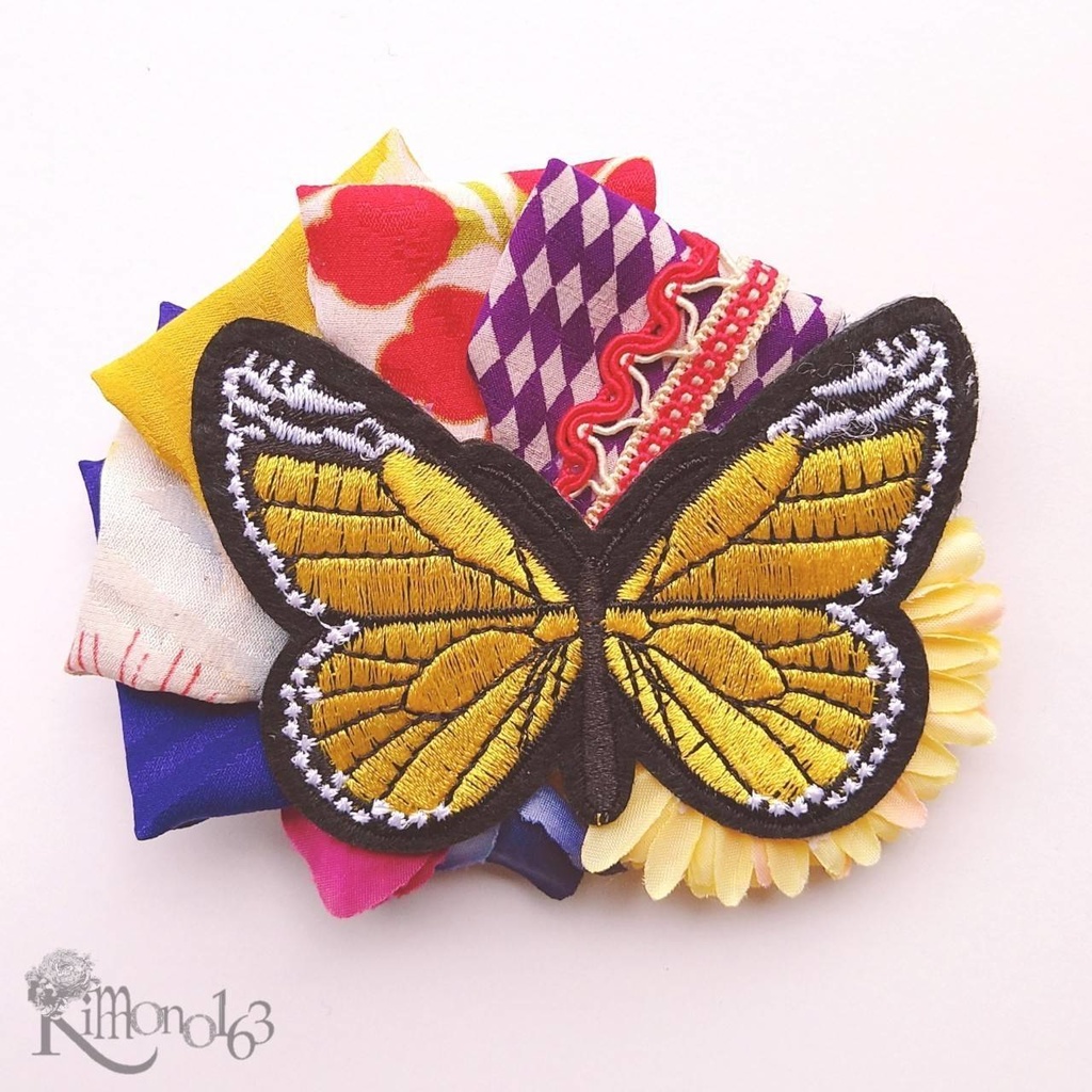 【sold out】黄色い蝶々が美しい♪アンティーク着物のフリルマム