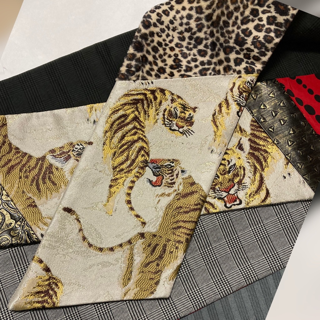 完売/虎ゴブラン/合皮、水玉2種【六種類の布】