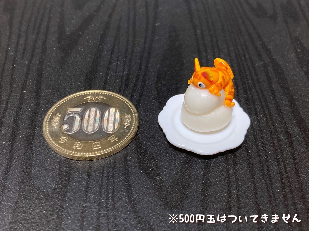 ミニチュアフード みかん(猫)の乗った鏡餅C