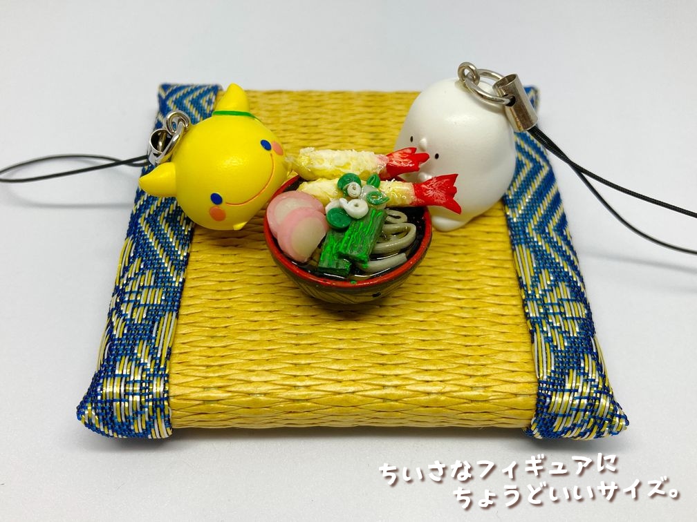 ミニチュアフード 天ぷらそば（えび天2本）