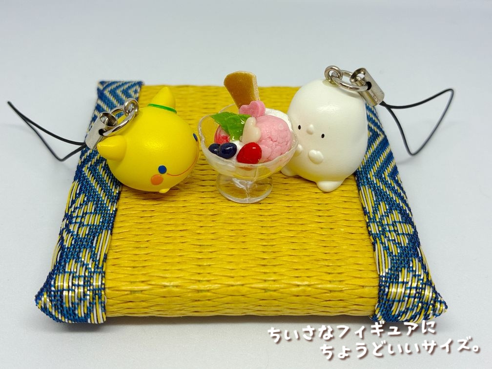 ミニチュアフード いちごアイス