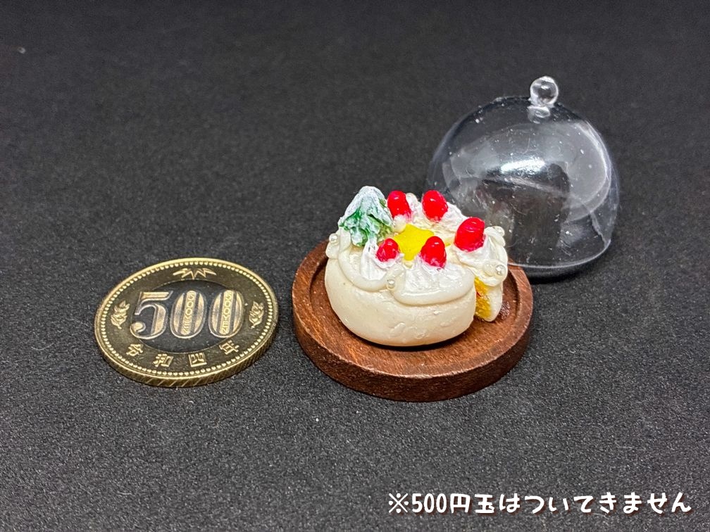 ミニチュアフード ホールのいちごショート