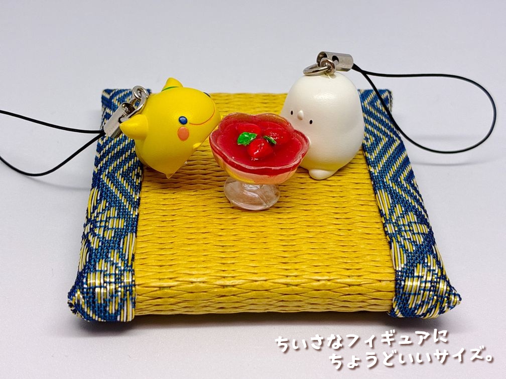 ミニチュアフード　いちごムースC