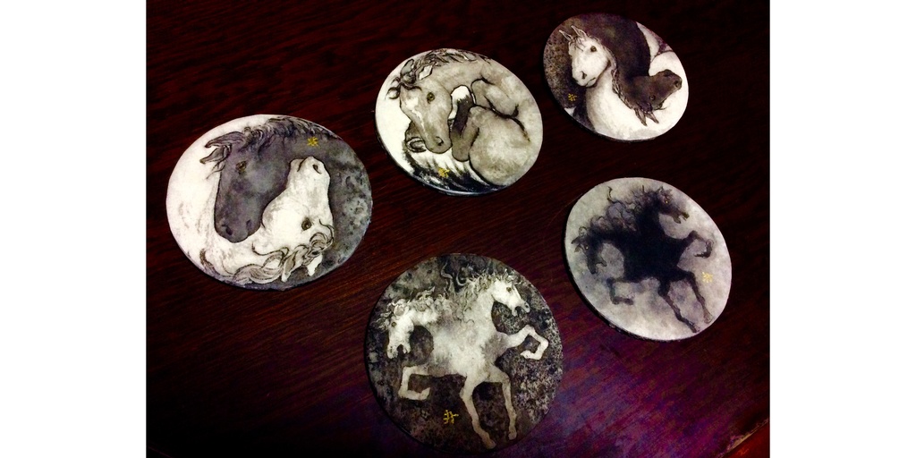 Double-headed horse emblem 双頭馬のエンブレム