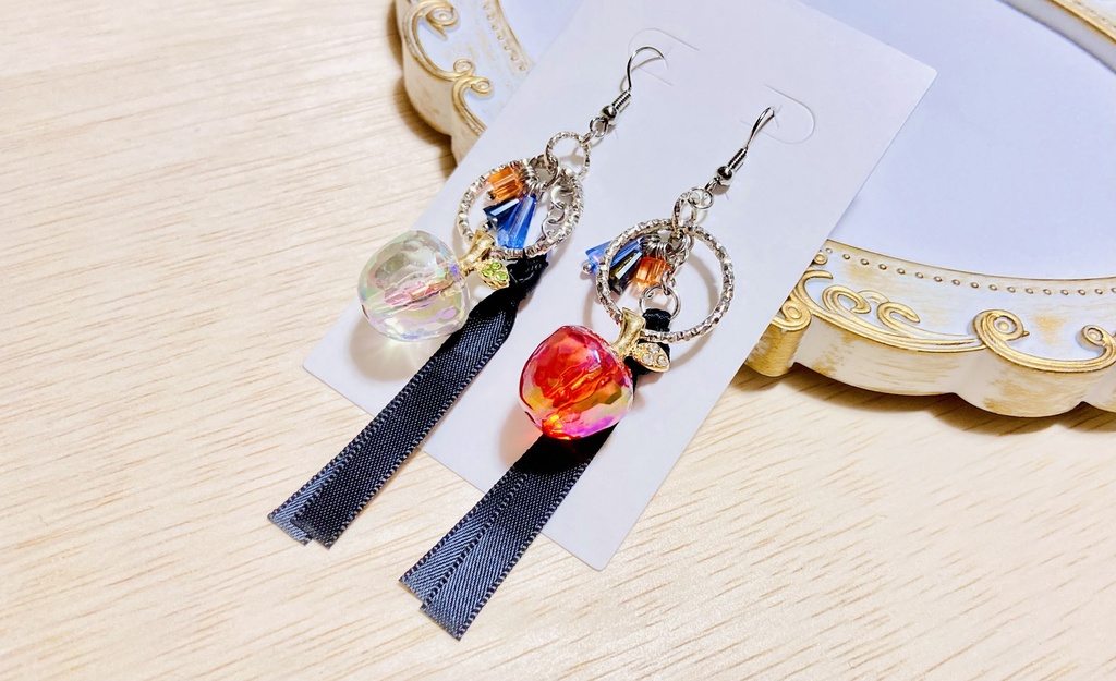 60％OFF ピアスNo.4392 透明ピアス アクセサリー