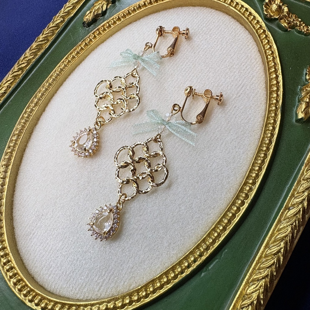 【創作アクセ】Mint Lace(イヤリング)