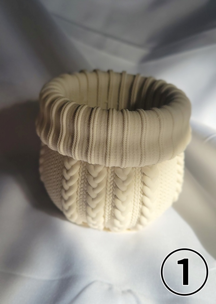 〖ジェスモナイト〗セーター柄小物入れ3※試作品