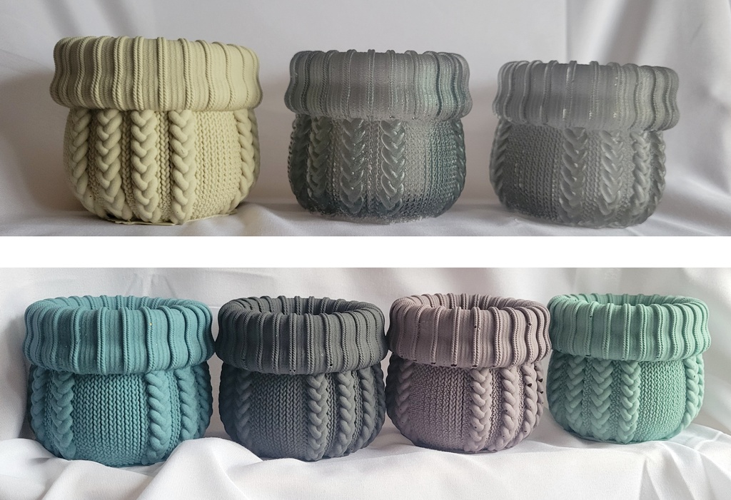 〖ジェスモナイト〗セーター柄小物入れ4※試作品