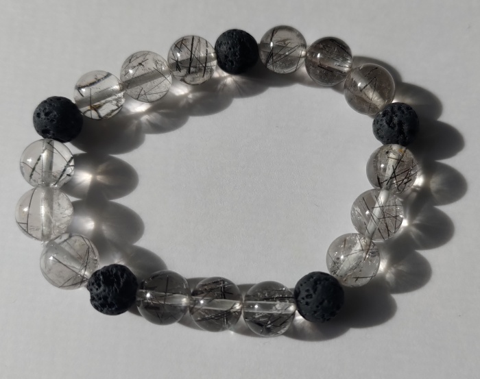 ブラックルチル&溶岩石