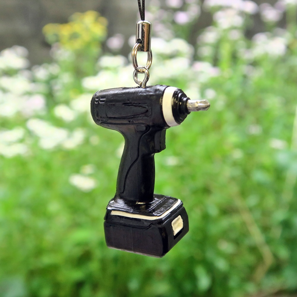 インパクトドライバーのストラップ