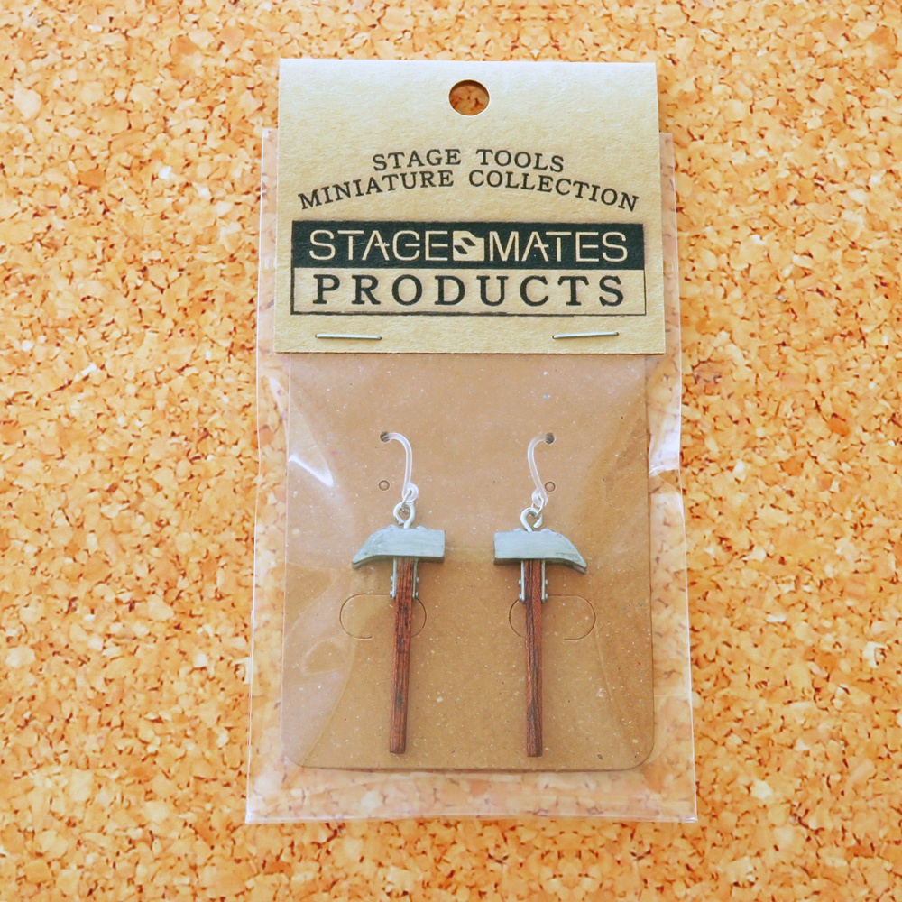 ナグリのピアス