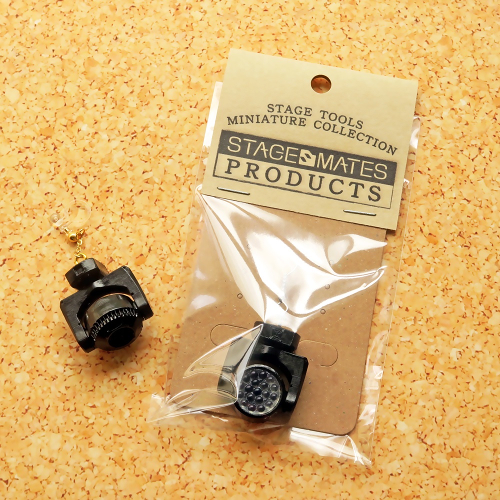 ムービングライトのピアス【片耳/0.5ペア】