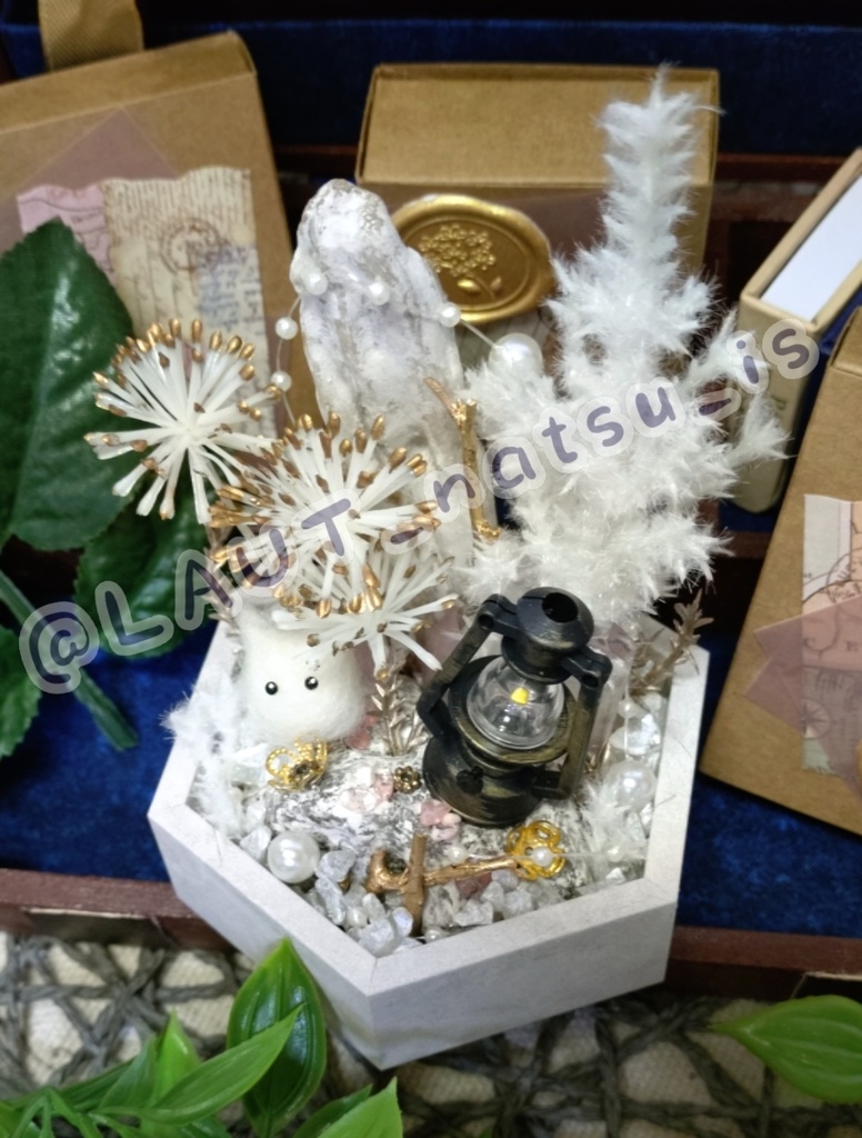 ミニチュア作品【白い森】