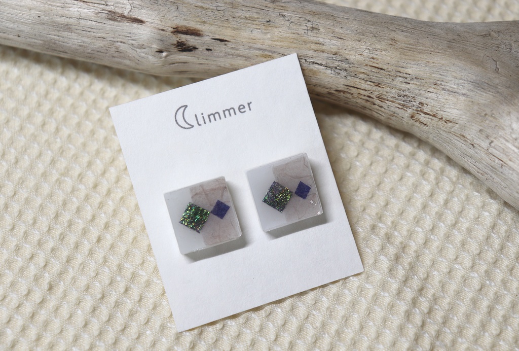 21世紀の枕草子イヤリング「初冬」