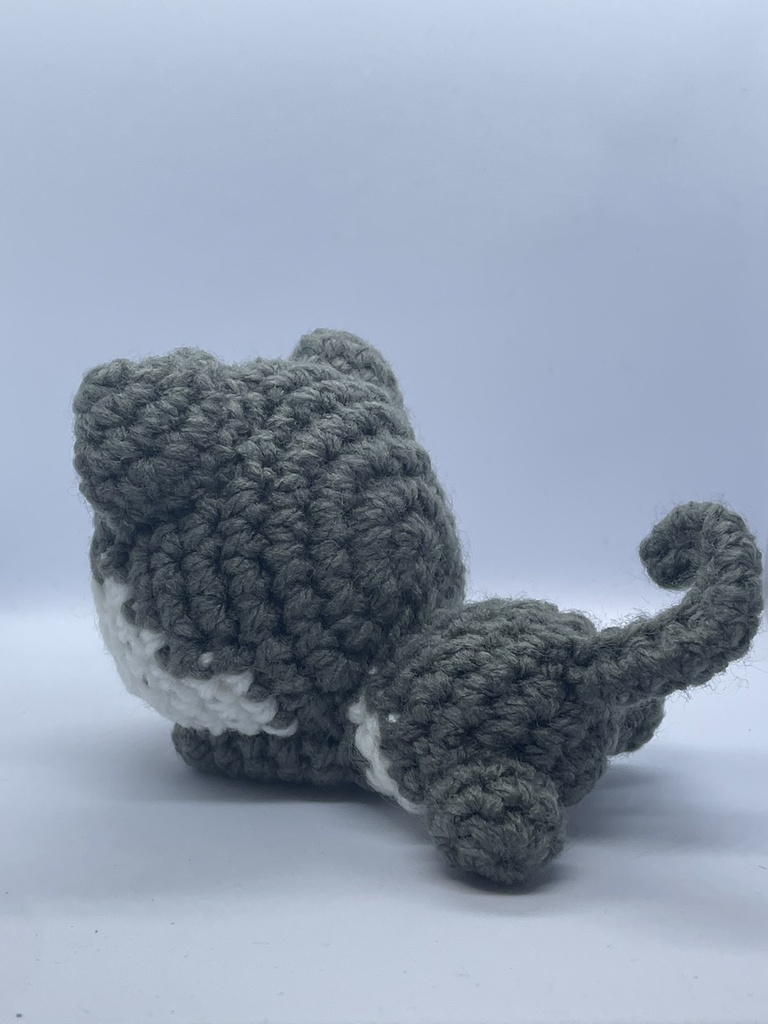 寝そべり着ぐるみ*ハチワレねこ グレー*おまんじゅう用