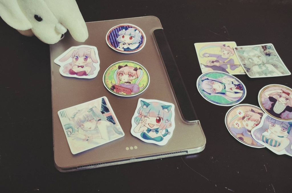 ぬい少女🧸、哀歌🎸ちゃん フレークシール6枚セット